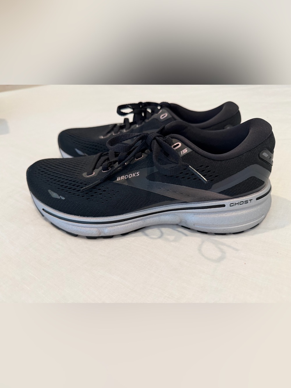 Women’s Brooks Ghost 15, size 7